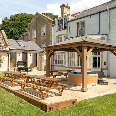 Cotswold Manor House - Country House Retreat With Hot Tub, Ideal For Large Groups Petty France Buitenkant foto