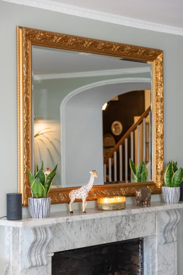 Cotswold Manor House - Country House Retreat With Hot Tub, Ideal For Large Groups Petty France Buitenkant foto