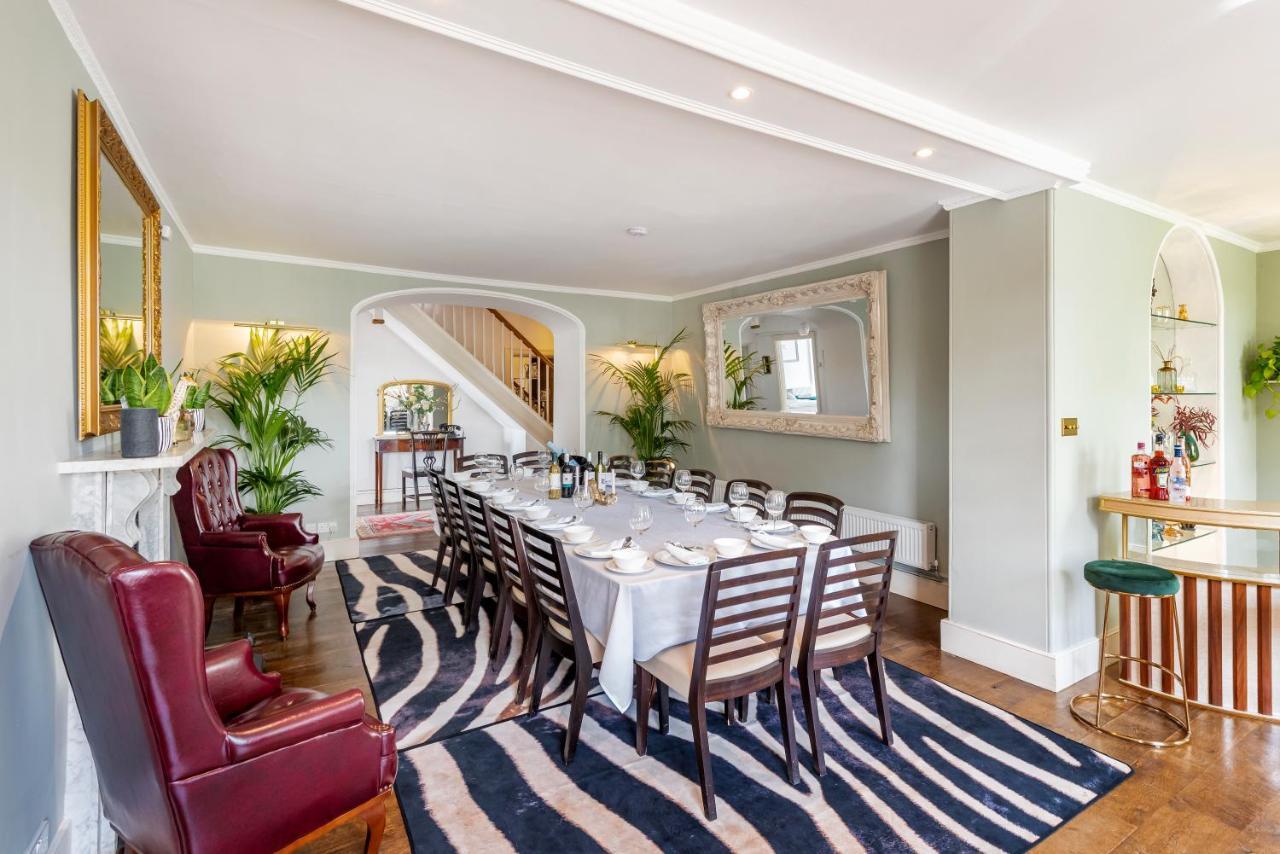Cotswold Manor House - Country House Retreat With Hot Tub, Ideal For Large Groups Petty France Buitenkant foto