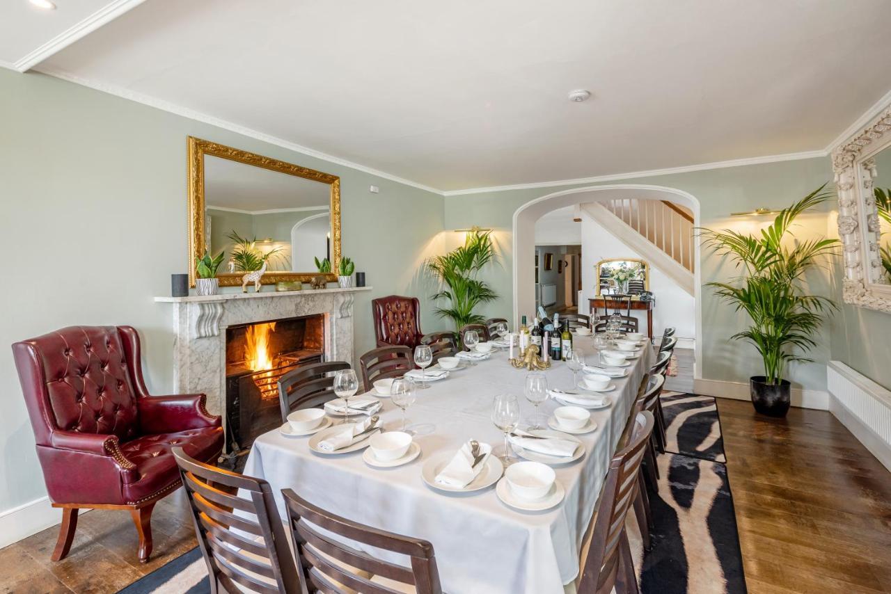 Cotswold Manor House - Country House Retreat With Hot Tub, Ideal For Large Groups Petty France Buitenkant foto